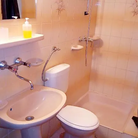 Rubin Apartment *