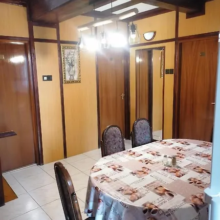 Rubin Apartment